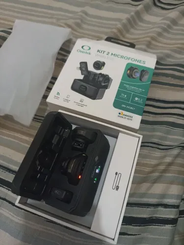 Kit com dois microfones de Lapela Wireless para entrada lightning