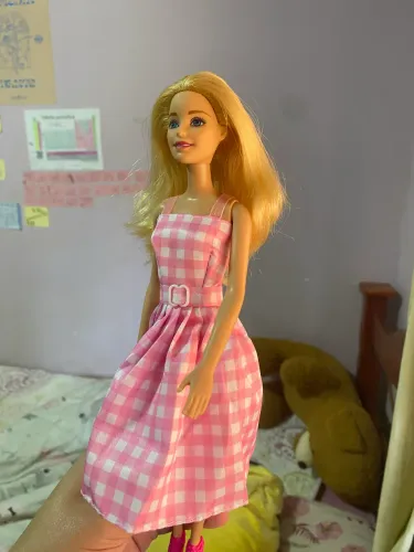 Vendo Barbie loira