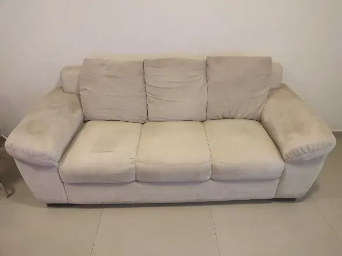 Sofá Três Lugares