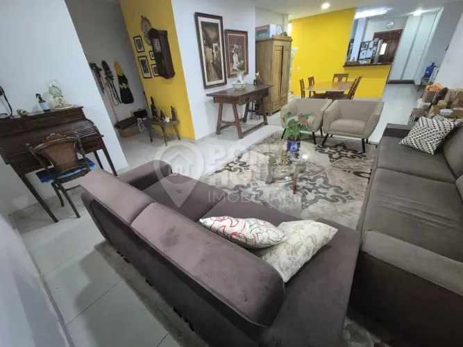 Casa de alto padrão à venda na Vila Mariana próximo ao metrô