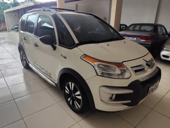Citroen Aircross GLX 1.6 Flex 16V 5P Mec. 2014