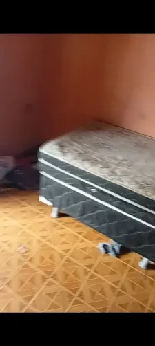 Cama box solteiro usada