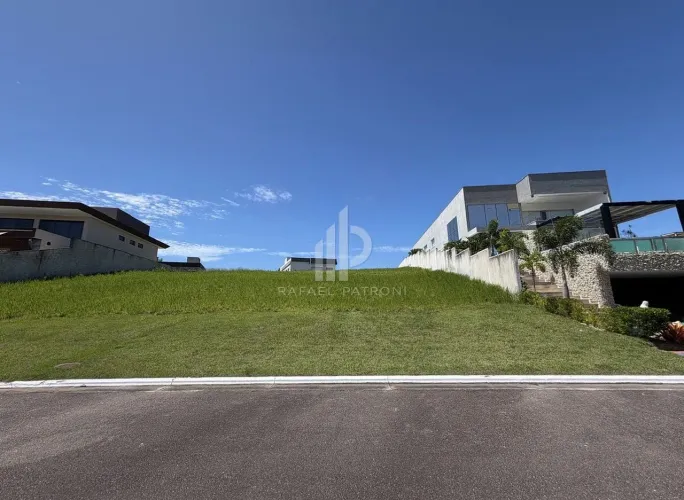 Vila Velha - Excepcional Lote 850m2 Condomínio Jardins Veneza