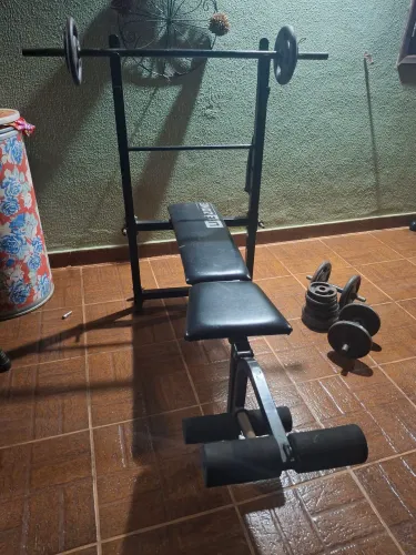 Musculação, Banco Supino, Halteres, Barra e Anilhas 44kg