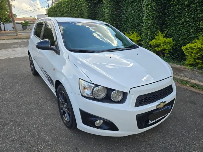 Chevrolet Sonic HB LTZ Effect 1.6 16V Flexp 5P AUT 2014
