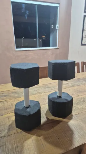 KIT 02 HALTERES CONCRETO 10KG
