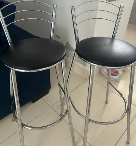 Par de Banquetas Altas Cromadas