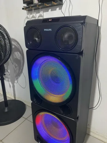 Caixa Potente Philips 2.000w com nota fiscal 