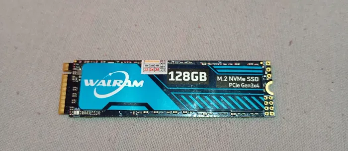 SSD 128GB.