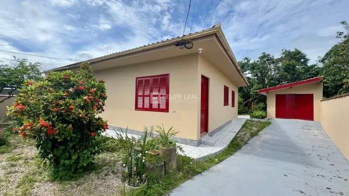 Casa em Rio Caveiras - Biguaçu, SC