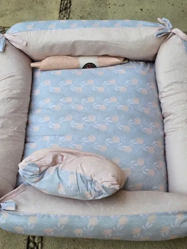 Caminha de cachorro - nova e bom tamanho