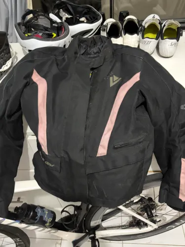 Jaqueta de moto Ravolt TAM M feminina
