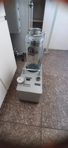 Bomba de Vácuo Cirúrgica/Aspirador Nevoni