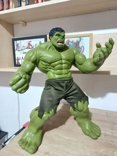 Hulk 50 cm original marca Hasbro 