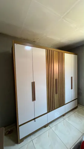 Guarda roupa casal