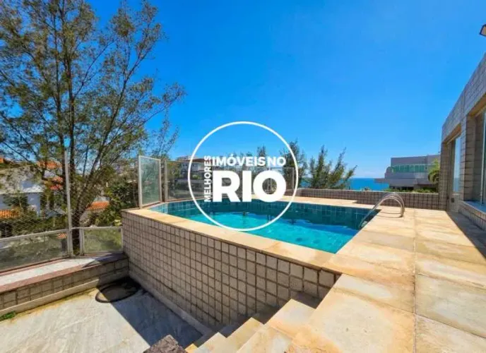 Cobertura duplex no Recreio dos Bandeirantes à venda