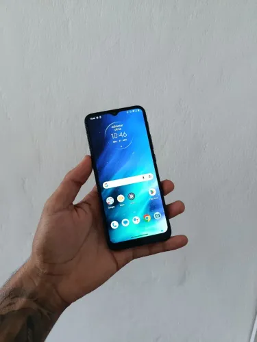 MOTO ONE FUSION, 128 GB E 6 DE RAM.