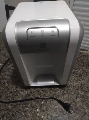 PURIFICADOR ELECTROLUX PE10B C/ GARANTIA