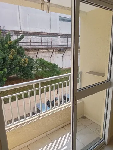 Imóvel para aluguel possui 65 metros quadrados com 3 quartos em Conceição - Diadema - SP
