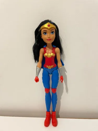 Mulher Maravilha da linha DC Super Hero Girls