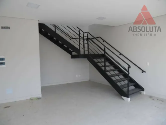 Sala Coemrcial com 2 Vagas para Alugar por R$ 3.000/mês, no Centro - Americana/SP