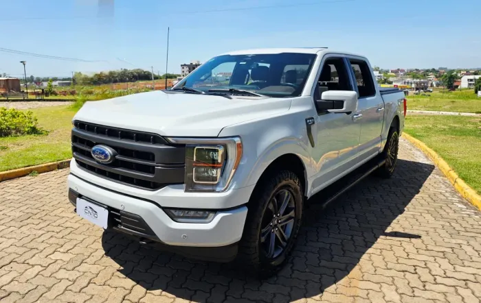 Ford F-150 Lariat 4X4 5.0 V8 2023