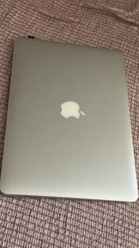 MacBook Air 13