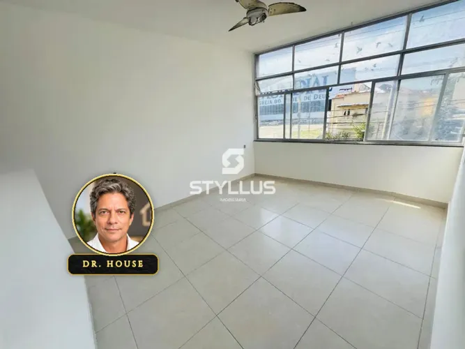 Apartamento Espaçoso com 2 Quartos (1 Suíte) e Sol da Manhã em Quintino Bocaiúva! M16L