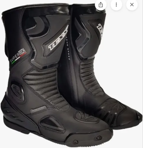 Bota TEXX Supertech Extreme - Tamanho 41, com costura reforçada ! Ótimo estado !