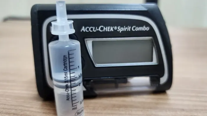Bomba de insulina Accu-Chek
