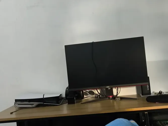 Ps5 com 2 controles+ monitor de 27 polegadas 
