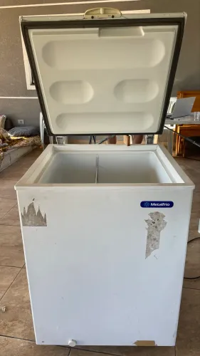 Freezer dupla função Meltalfrio 
