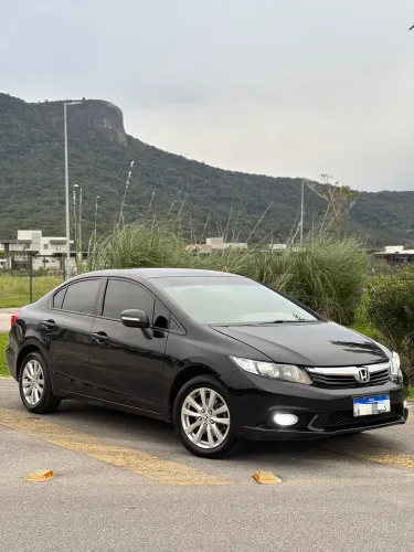 Honda Civic Sedan LXR 2.0 Flexone 16V Aut. 4P 2014
