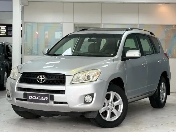 Toyota RAV4 2.0 4X4 16V Aut. 2010
