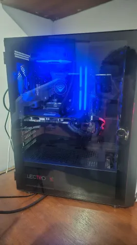 PC Gamer Completo AMD Ryzen 5 + RX 6600M 8GB | 16GB RAM | SSD NVMe