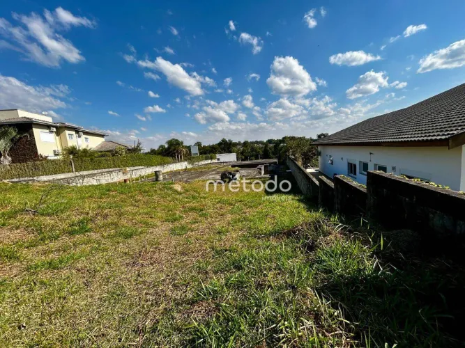 Terreno à venda, 1974 m² por R$ 800.000,00 - Residencial Jequitiba - Jacareí/SP