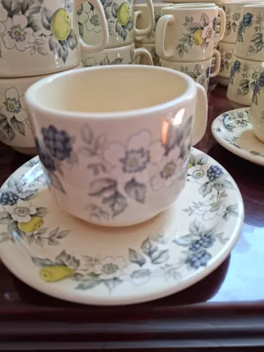 Conjunto de porcelana de chá e jantar, 12 peças cada (porcelana shimit)