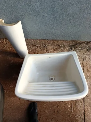Vende se tanque