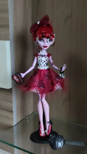 Boneca Monster High Operetta Petit Poá 