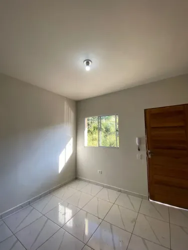 Casa para Locação no Bairro Reneville