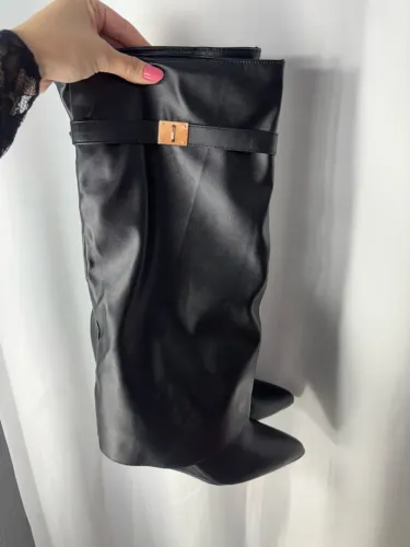 Bota cano alto/ nunca usada