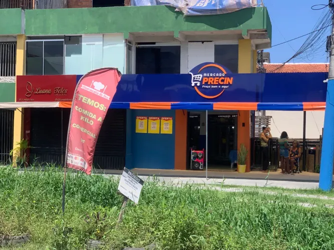 Fachada em ACM e Toldo- OPORTUNIDADE