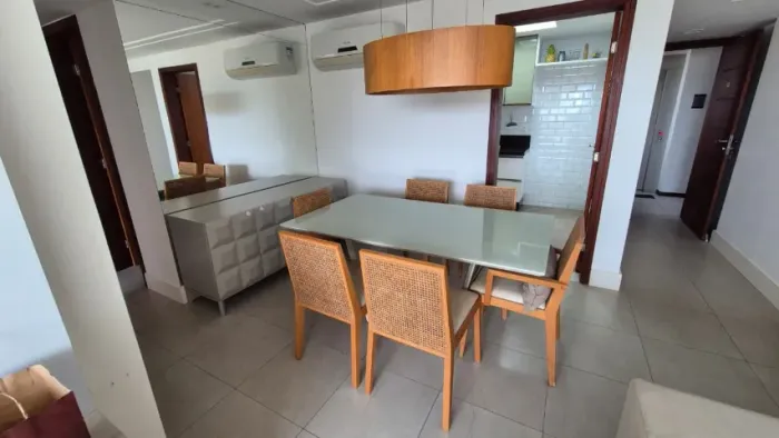 Conjunto mesa e 6 cadeiras Officina Interiores