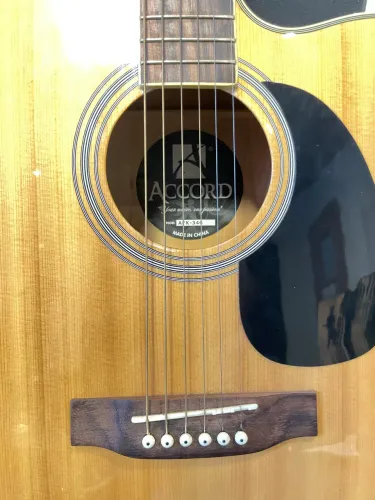 Violão Accord