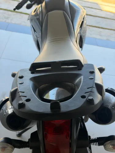Churrasqueira baú GIVI yamaha xt660