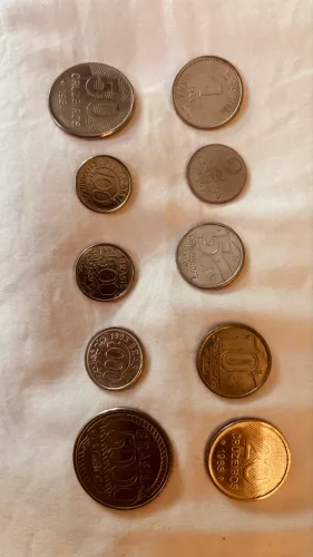 Vendo lote de moedas de 1 a 5.000 centavos