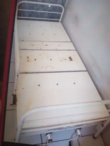Cama hospitalar com colchão 