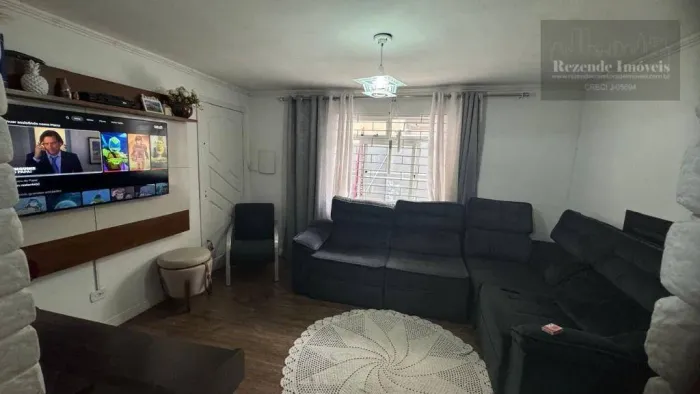 Excelente Sobrado a venda no Alto Boqueirao