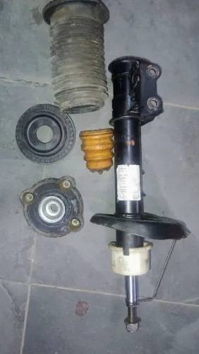 Kit suspensão original do Fiat Argo, lado motorista