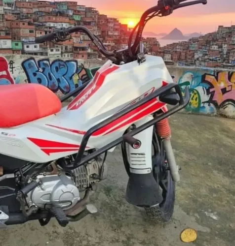 Protetor de carenagem Pop 110